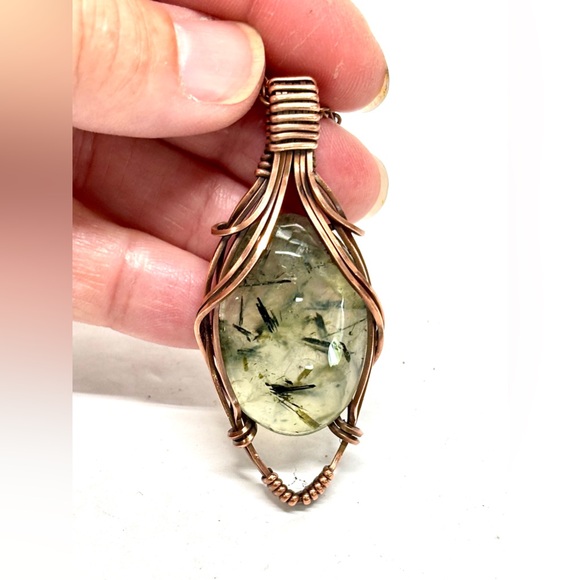HAND CRAFTED Prehnite Wore Wrapped Copper Elegant Pendant Necklace, Handmade - Picture 1 of 10